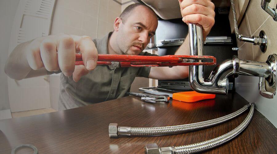 Expert burst pipe repair services in Lima, IL
